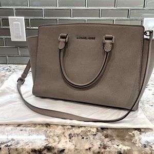 Michael Kors medium structured purse